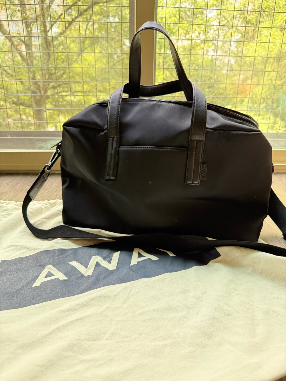 Away Everything Bag - Picture 10 of 11